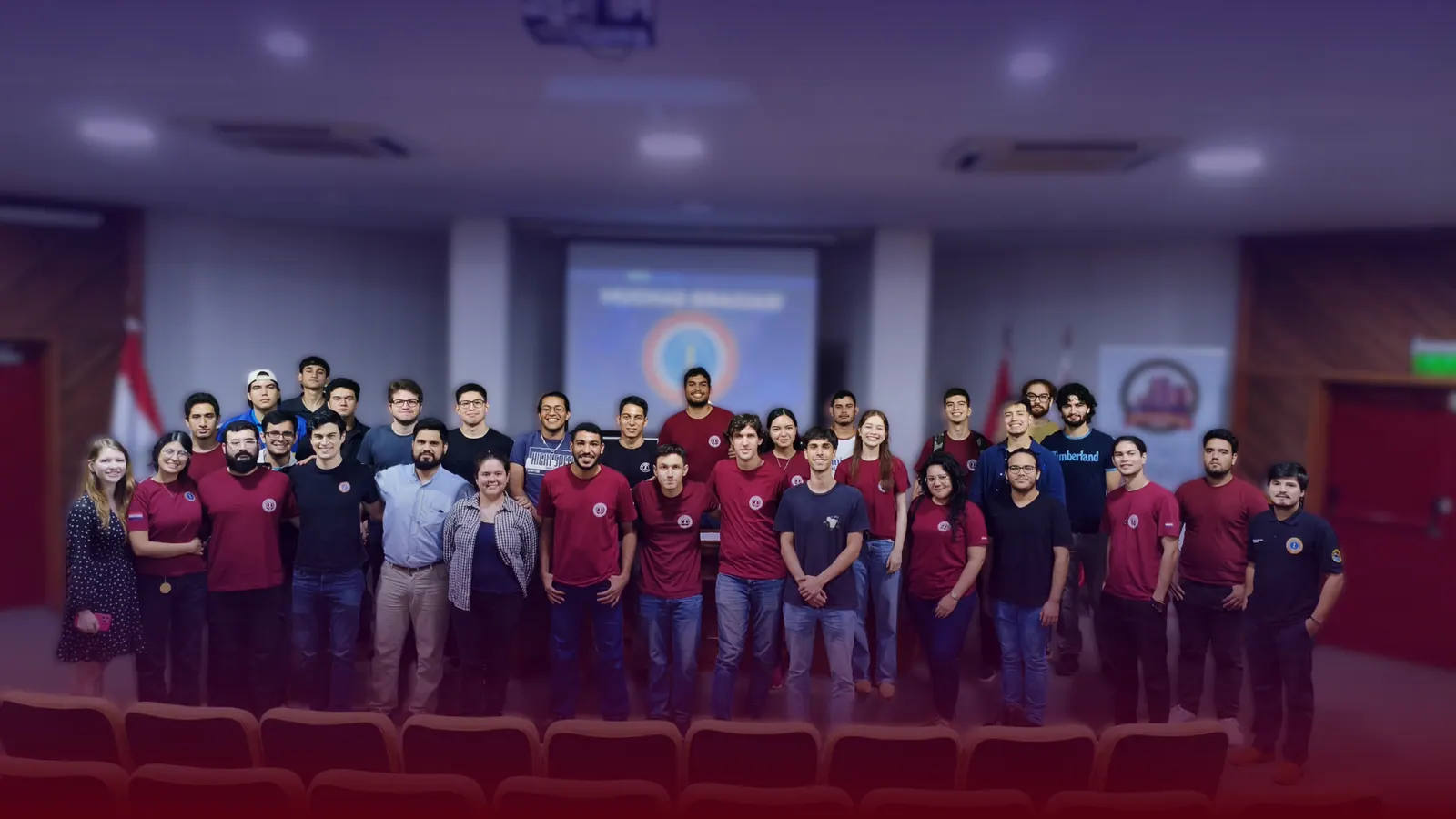 Equipo multidisciplinario del CCTE FIUNA en la Universidad Nacional de Asunción